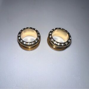 New 14 mm Ear Plugs piercings Earrings lobes never worn